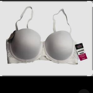 Maidenform White Underwire Bra with Lace Trim